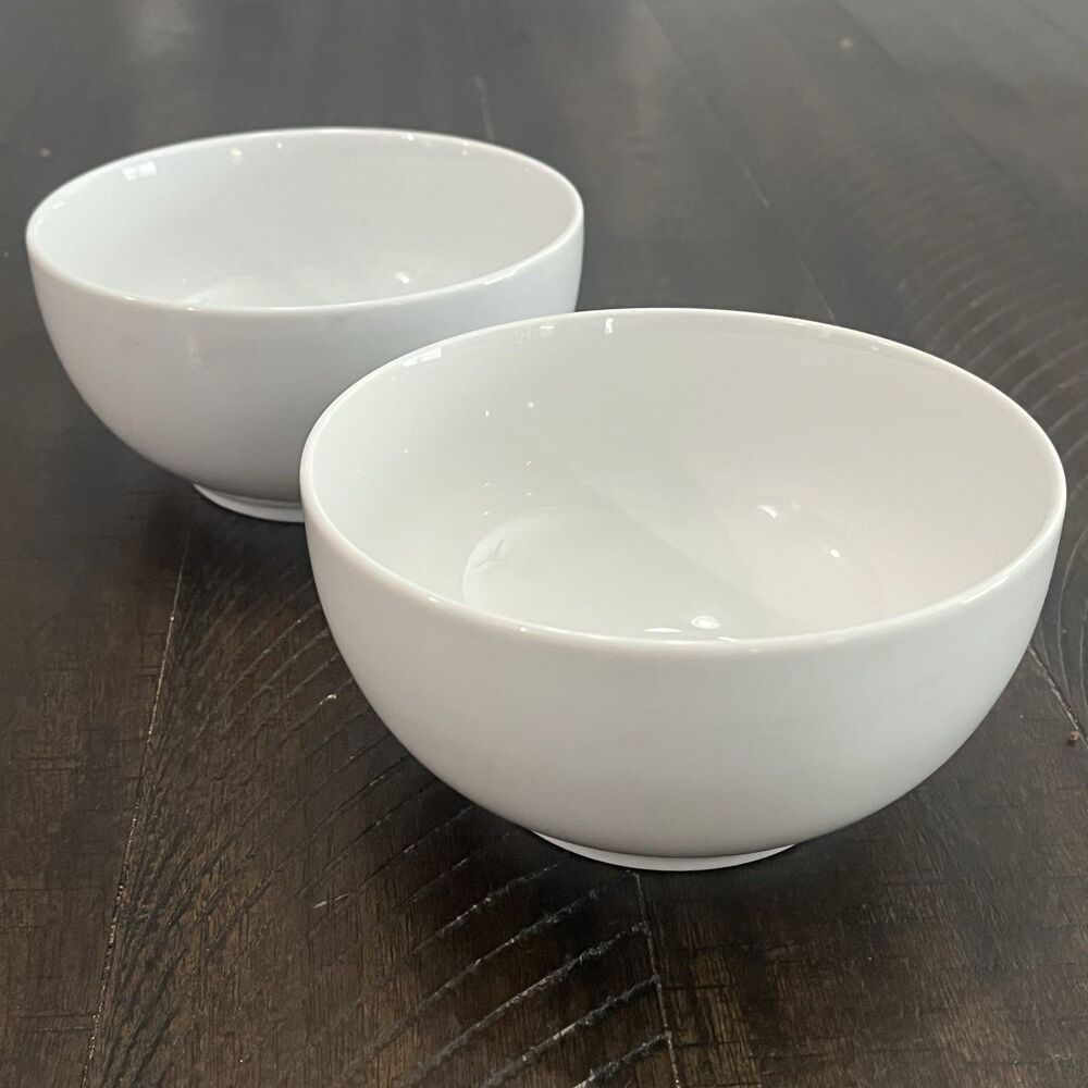 Crate & Barrel Set of 2 Bistro Bowls Martin Hunt White 5.5” Cereal Soup Mixing
